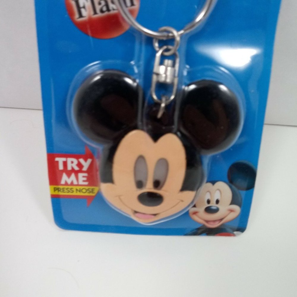 Disney Funkey NEW In Package Mickey Mouse Keyring **DOES NOT FLASH** - Picture 4 of 11